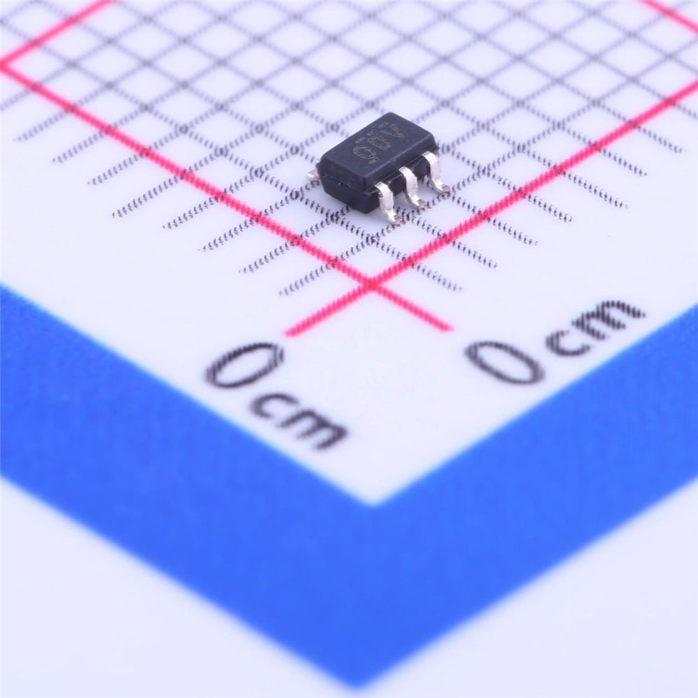 KWM Original new Power management PMIC SC-70-5 TLV70018DCKT Integrated circuit IC chip in stock