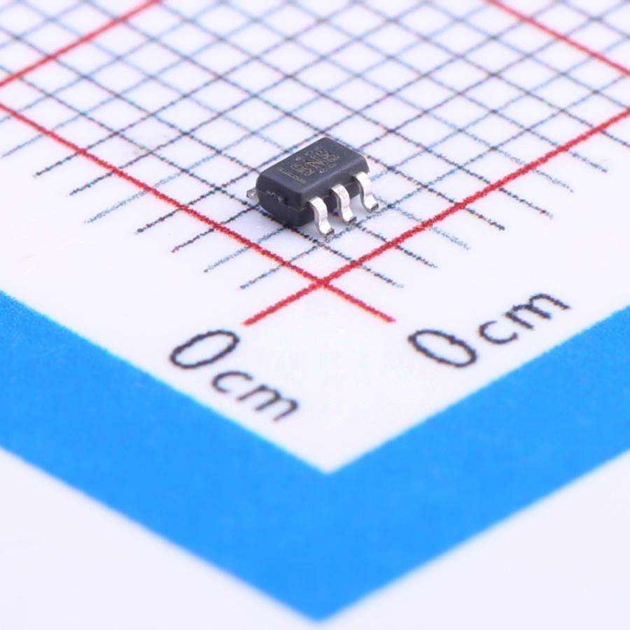 KWM Original new Power management PMIC SC-70-5 TPS71733DCKR Integrated circuit IC chip in stock