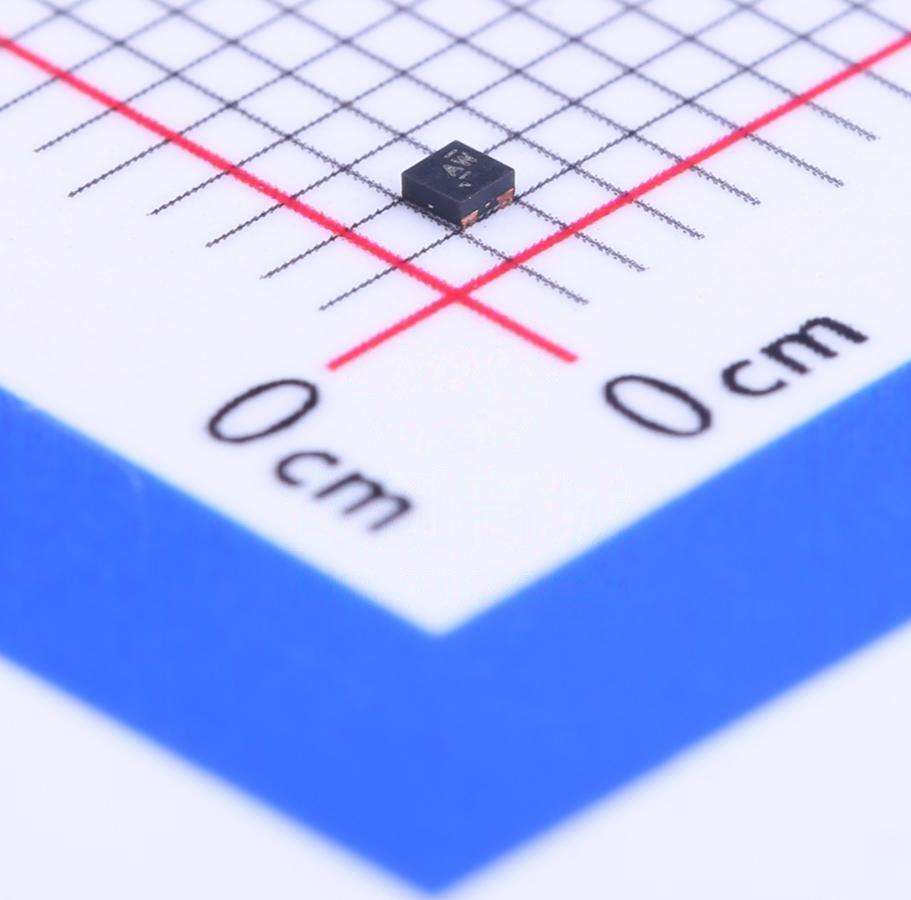 KWM Original new Power management PMIC X2SON-4 TLV71318PDQNR Integrated circuit IC chip in stock