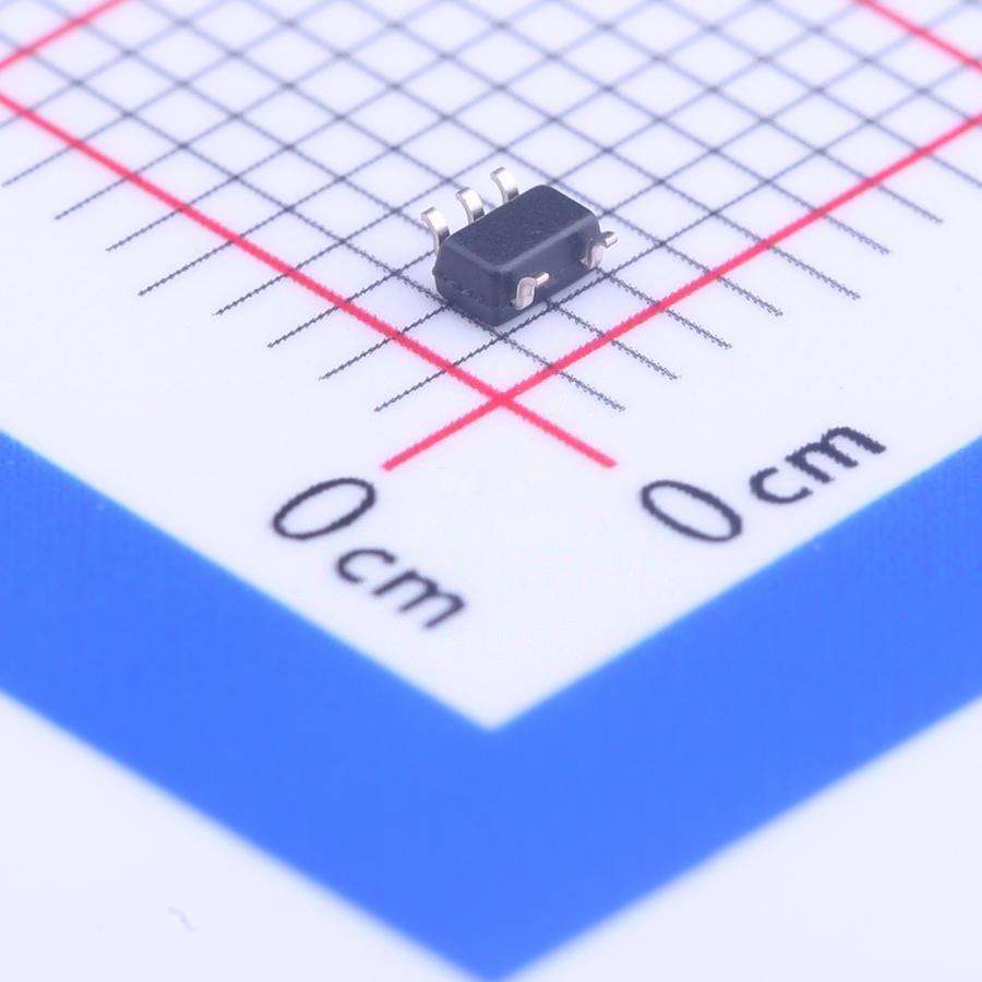 KWM Original new Power management PMIC SOT-353 TLV70018DCKR Integrated circuit IC chip in stock