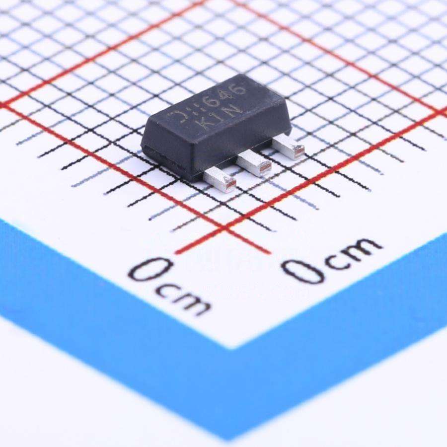 KWM Original new DXT3904 Transistor SOT-89(SOT-89-3) DXT3904-13 Integrated circuit IC chip in stock