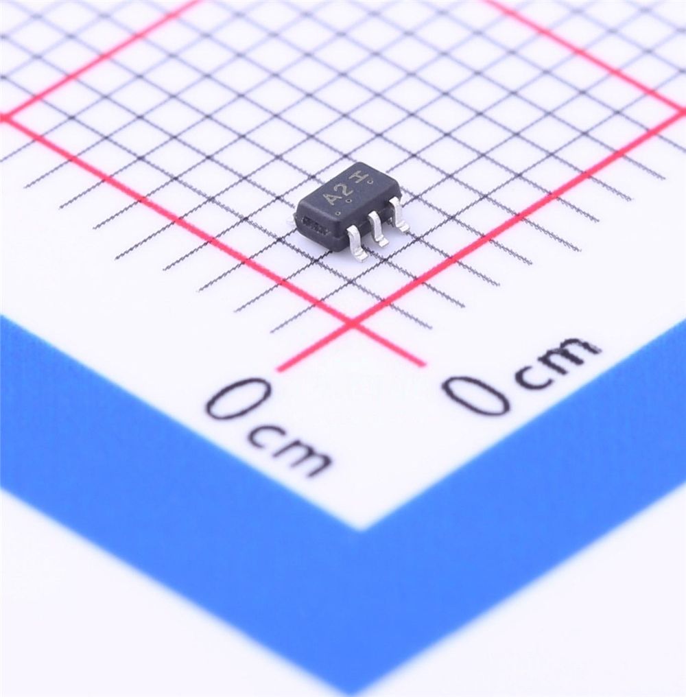 KWM Original new LMBT3906 Transistor SC-70-6(SOT-363) LMBT3906DW1T1 Integrated circuit IC chip in stock
