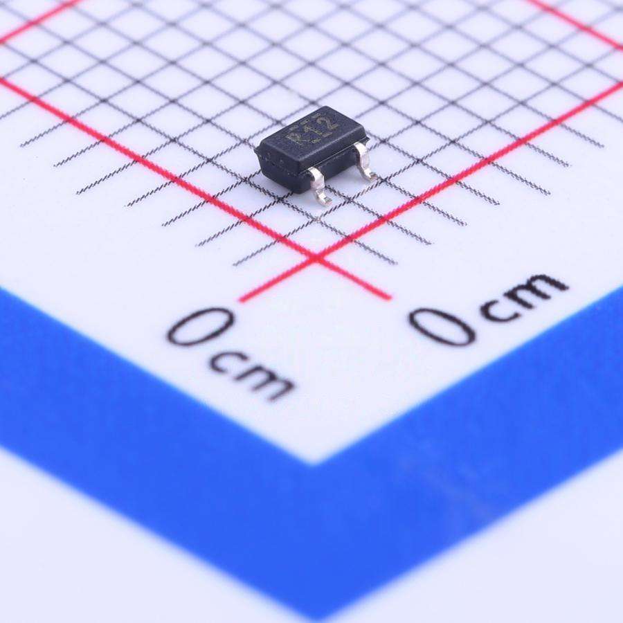 KWM Original new Power management PMIC SOT-323 REF3312AIDCKR Integrated circuit IC chip in stock