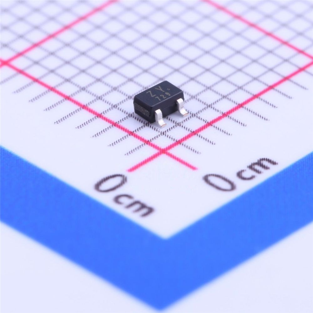 KWM Original new 2SA1588 Transistor SOT-323(SC-70) 2SA1588-Y,LF Integrated circuit IC chip in stock