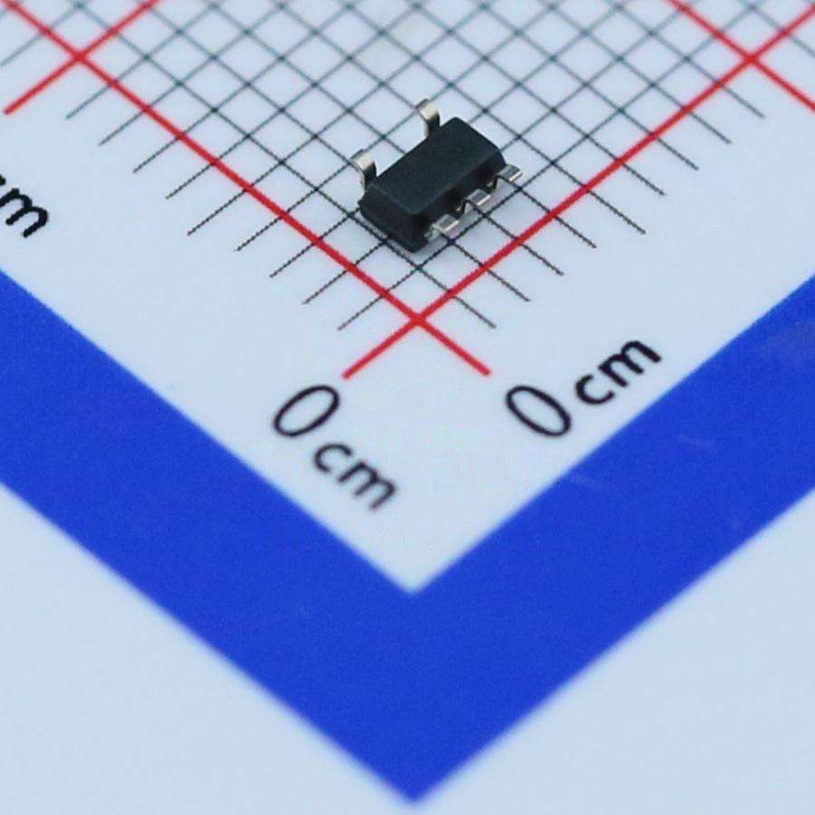 KWM Original new Power management PMIC SOT-23-5 TLV70233DBVR Integrated circuit IC chip in stock