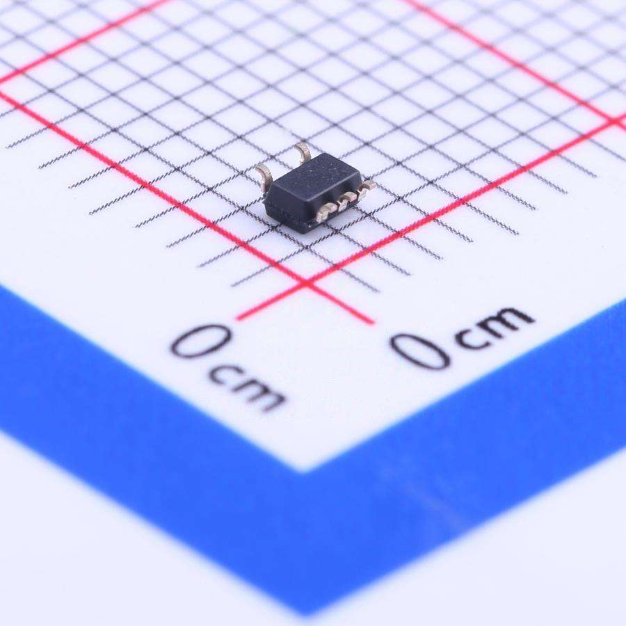 KWM Original new Power management PMIC SC-70-5 TPS71718DCKR Integrated circuit IC chip in stock