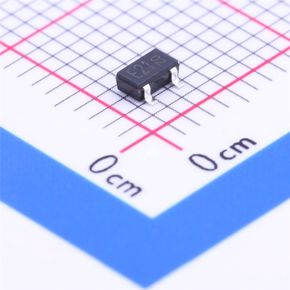 KWM Original new DTC113 Transistor SOT-23(SOT-23-3) DTC113ZKAT146 Integrated circuit IC chip in stock
