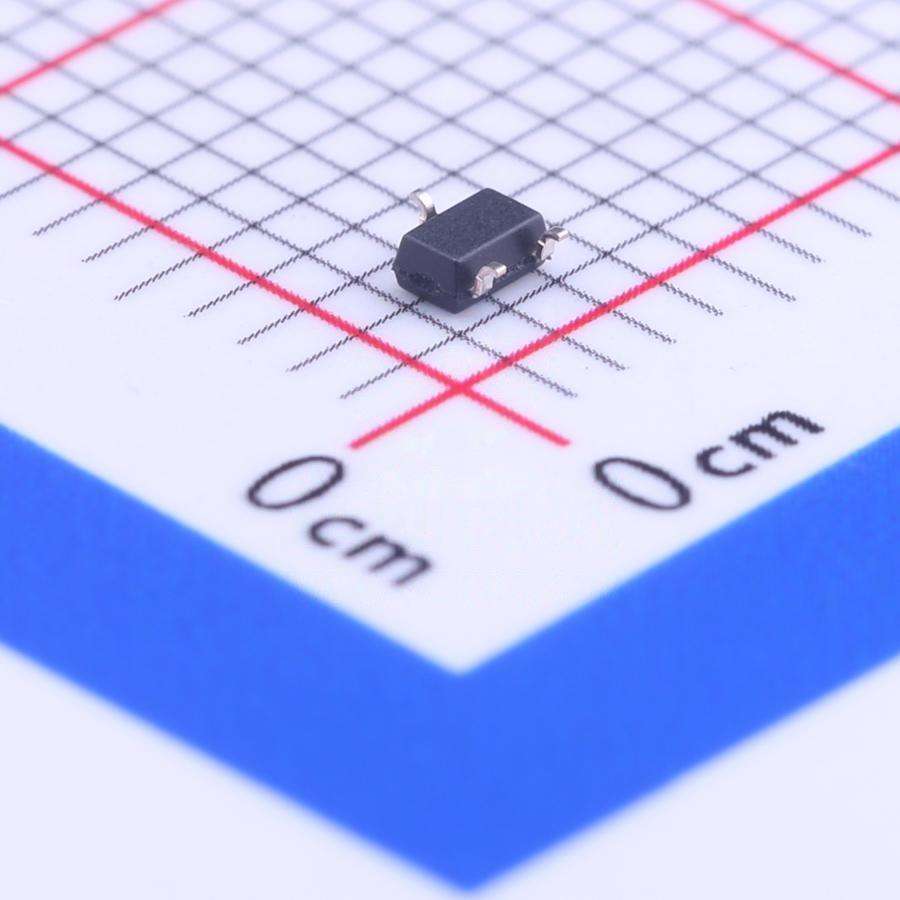 KWM Original new Power management PMIC SC-70 REF3330AIDCKT Integrated circuit IC chip in stock